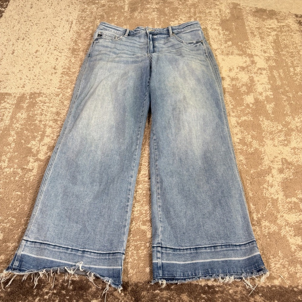 KanCan Women's Blue Light Wash Wide-Leg Jeans Distressed‎ Stretch 5-Pocket 13/30